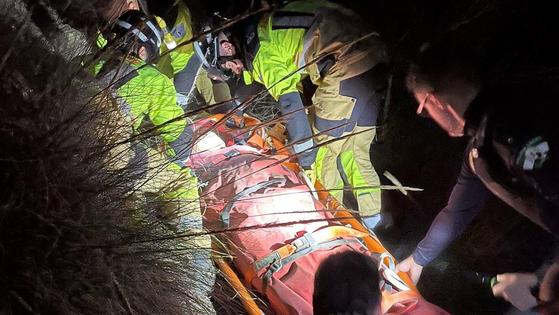 Rescatado un parapentista en Adra tras siete horas de búsqueda