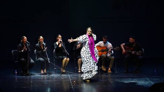 La asociación Las Fuentes se sube al escenario del Teatro