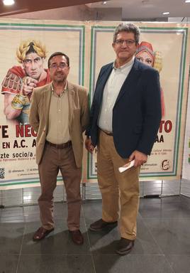 Domingo López, director CVEH, y Javier Sánchez, editor de la revista.