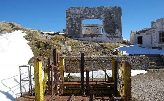 Pozo Lupión es una mina abandonada de la Sierra de Gádor. 