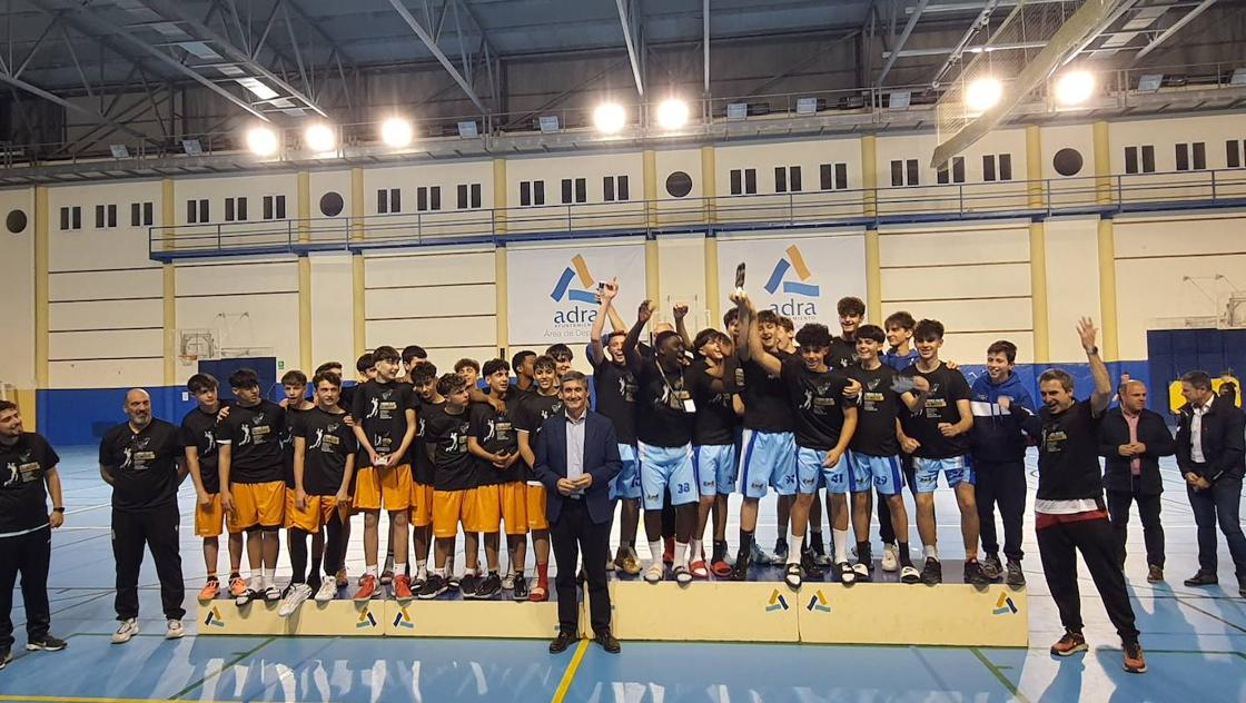 El baloncesto andaluz celebra el 28-F en Adra