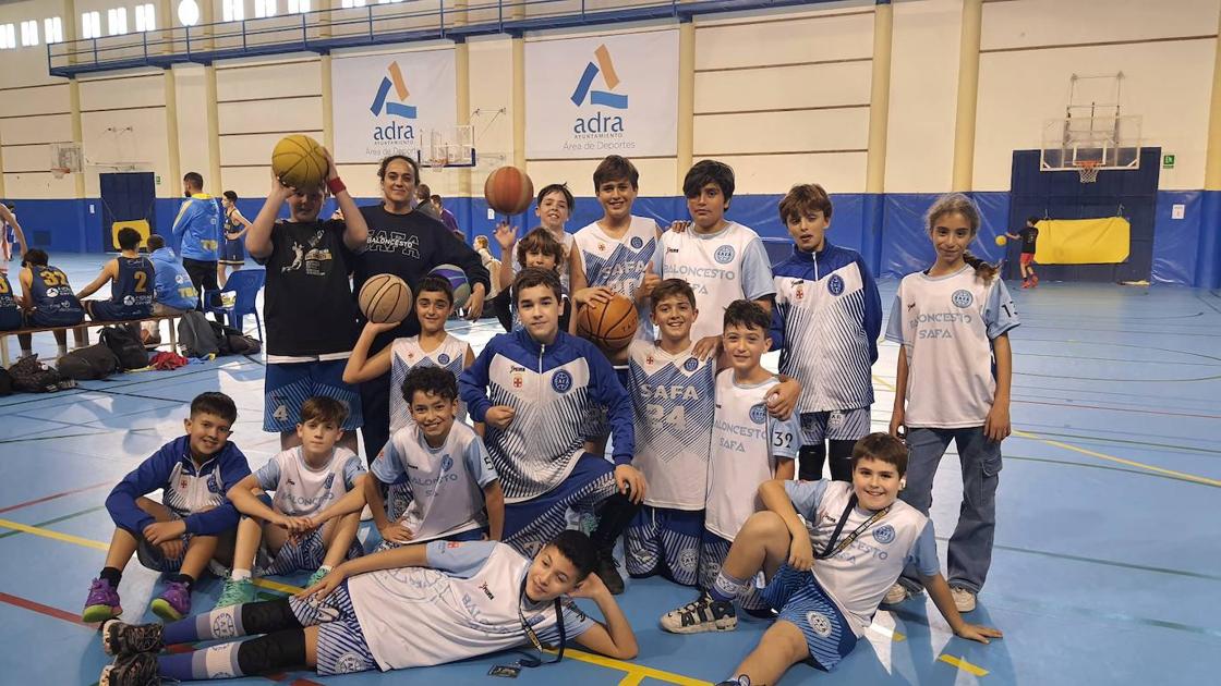 El baloncesto andaluz celebra el 28-F en Adra