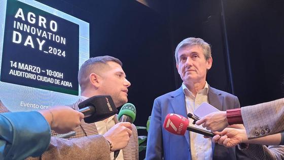 Adra acoge una jornada de análisis sobre inteligencia artificial y agricultura
