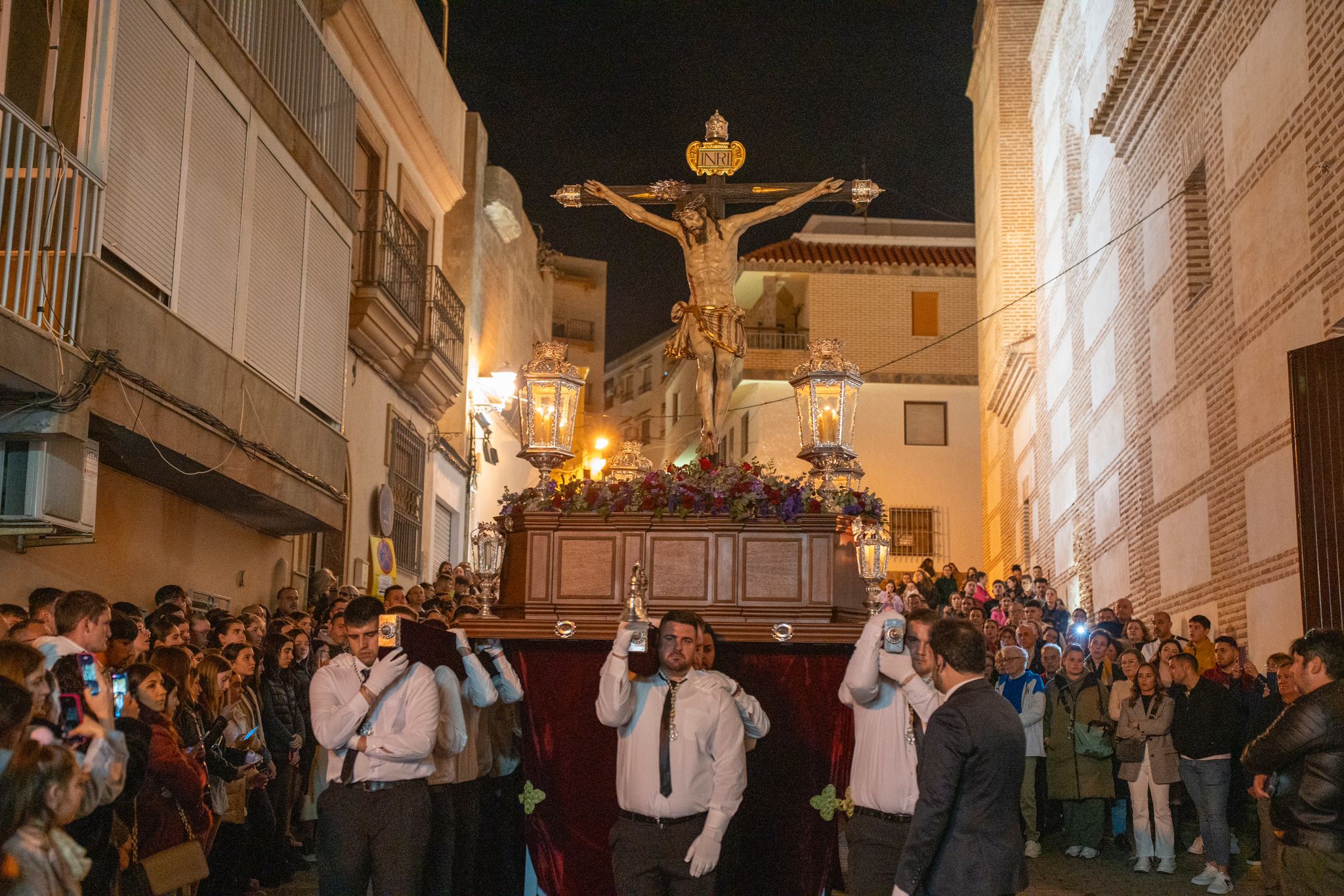 Adra venera al Santísimo Cristo de la Expiración y a María Santísima de los Dolores este Jueves Santo