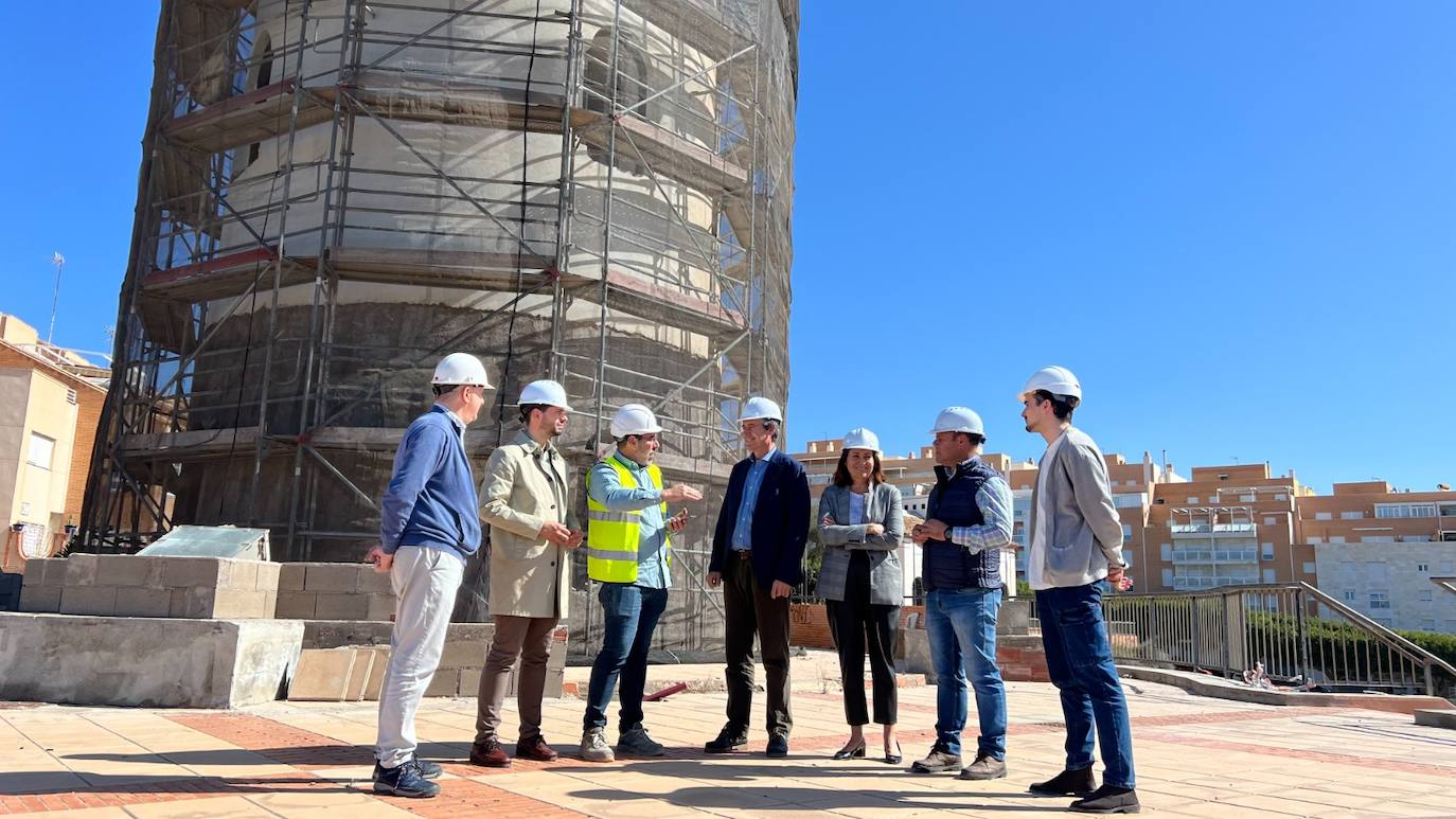 La aparición de una grieta retrasa el final de las obras en la Torre de los Perdigones