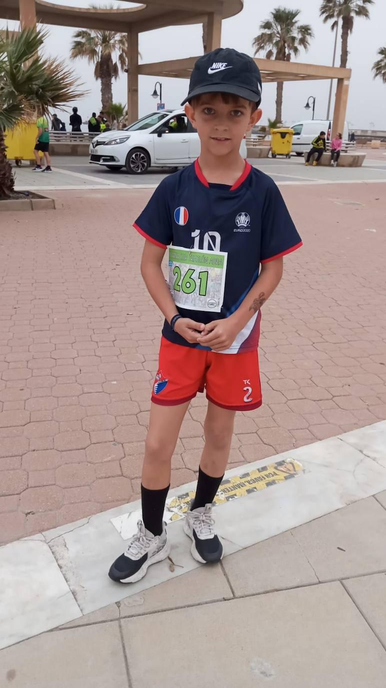La carrera del Club Triatlón de Adra «coge cuerpo»