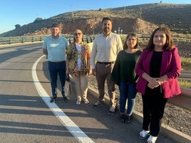 El PSOE considera «urgente» construir «vías lentas» en la carretera que une Berja y Dalías