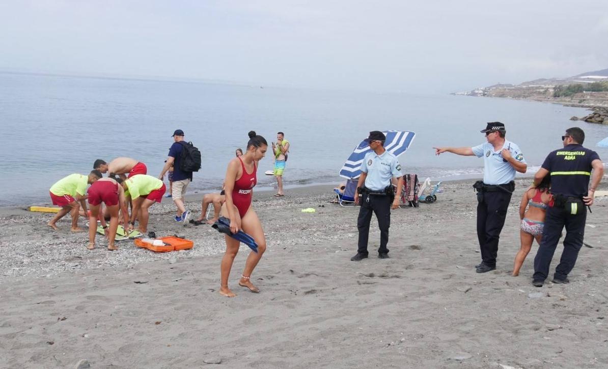 El servicio de salvamento de playas, 'apto'