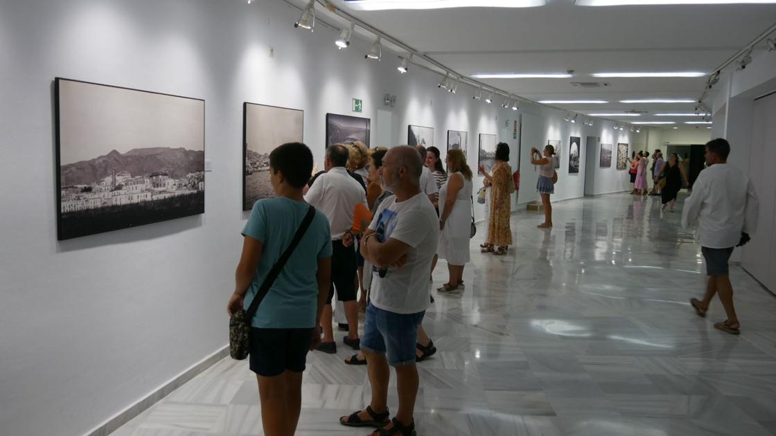 Adra 'pierde el sueño' en la última edición de la Noche en Vela