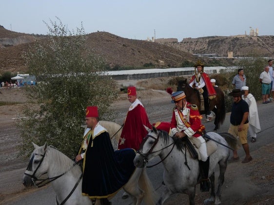 La Alquería cumple con la tradición de los moros y cristianos