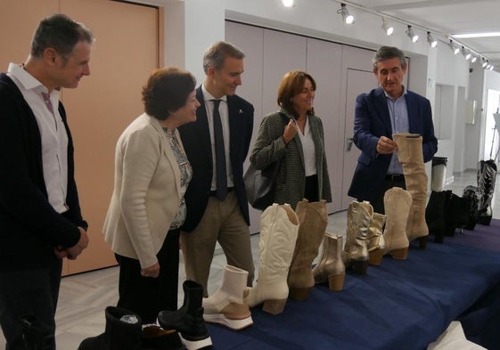 Los comerciantes de Adra lanzan una nueva edición del Gran Outlet