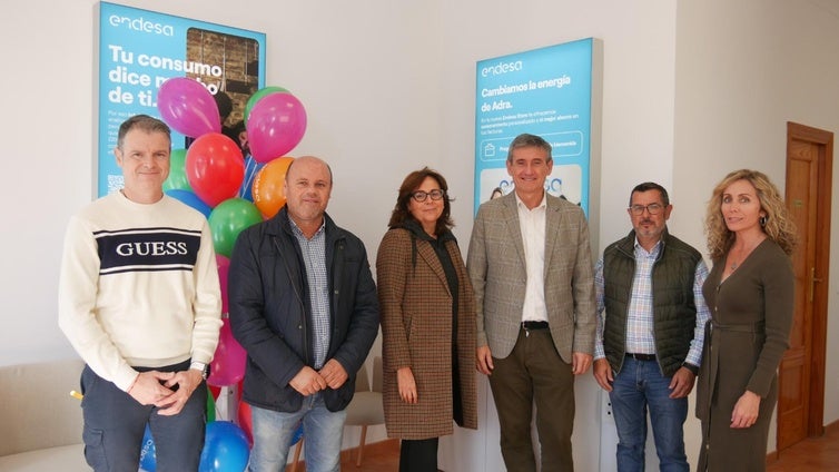 Endesa abre una nueva oficina de Atención al Cliente en Adra para mejorar el servicio a los vecinos