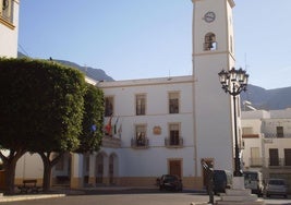 Música, sorteos y regalos para celebrar San Valentín en Dalías