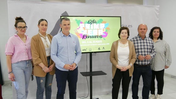 El comercio local de Adra reparte más de 600 euros en premios con su campaña 'Esta primavera, renueva'