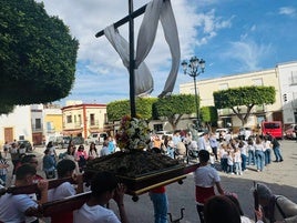 Las Cruces de Mayo llenan de color y tradición las calles de Dalías y Celín