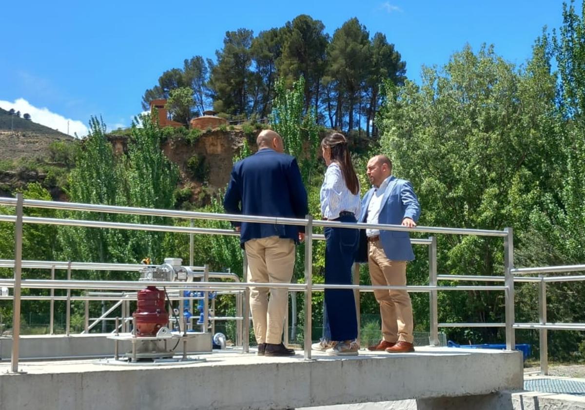 Imagen principal - La Junta invierte 1,4 millones de euros en la depuradora de Fondón