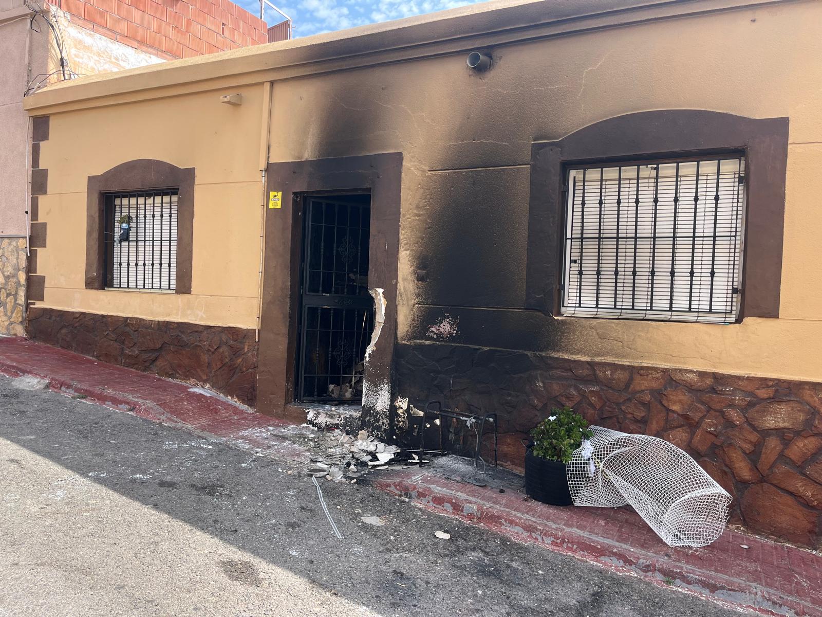 Así quedan las viviendas de &#039;Los Saúles&#039; tras el incendio en Puente del Río