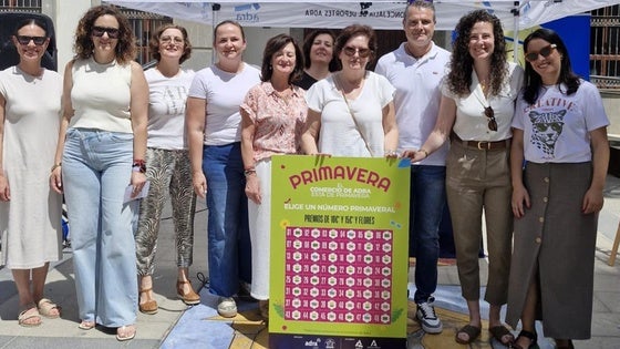 Más de 600 euros repartidos en premios con la campaña 'Esta primavera, renueva' del comercio local de Adra