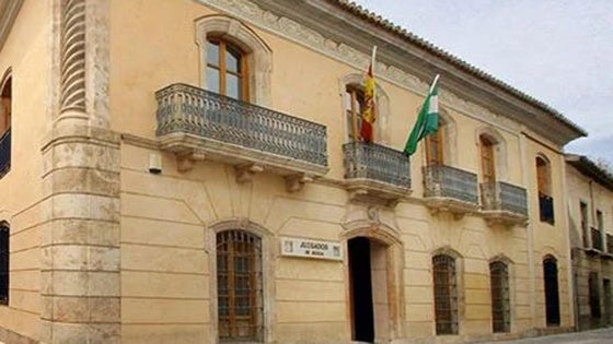Libertad con cargos y alejamiento para el detenido por el apuñalamiento de Dalías