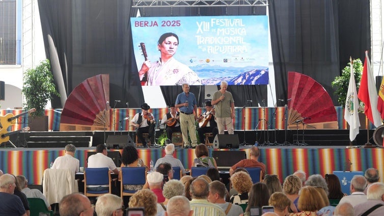 El folclore de la Alpujarra se reivindica desde Berja: «Este festival es un orgullo»
