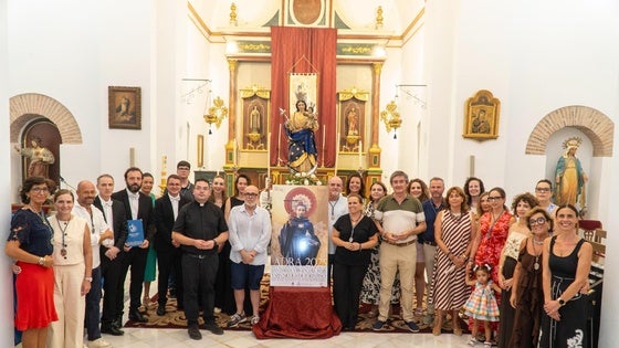 La Hermandad de los Patronos de Adra presenta su cartel religioso para las Fiestas
