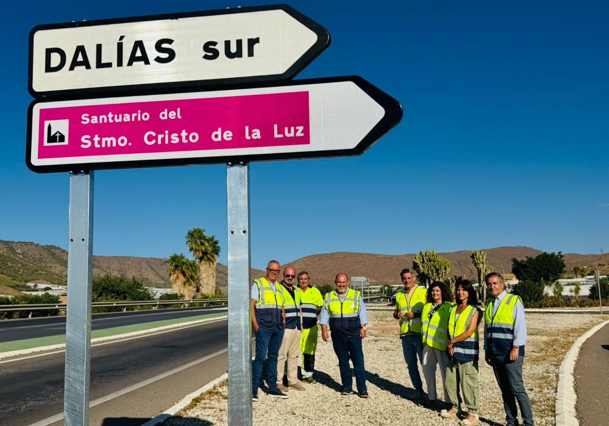 Mejoran la señalización de la carretera A-358 para las fiestas del Cristo de la Luz