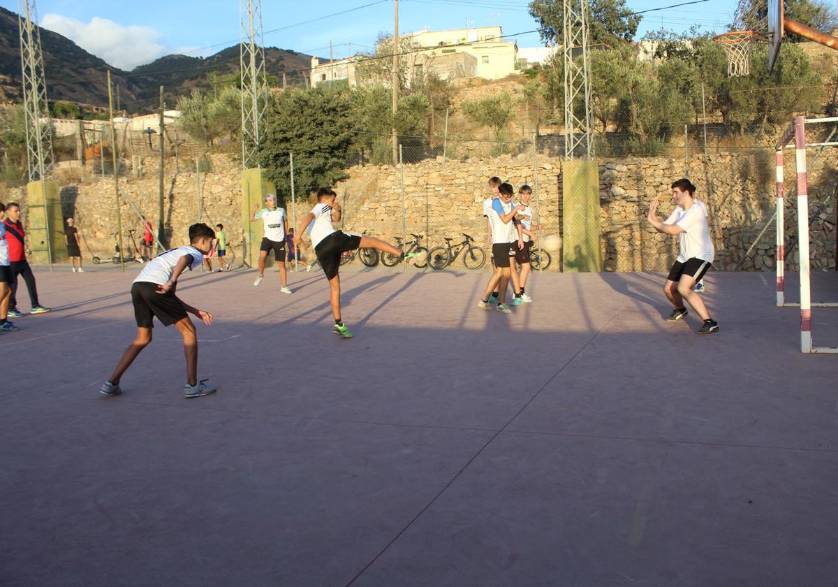 Celín vive sus fiestas con deporte, talleres infantiles y magia