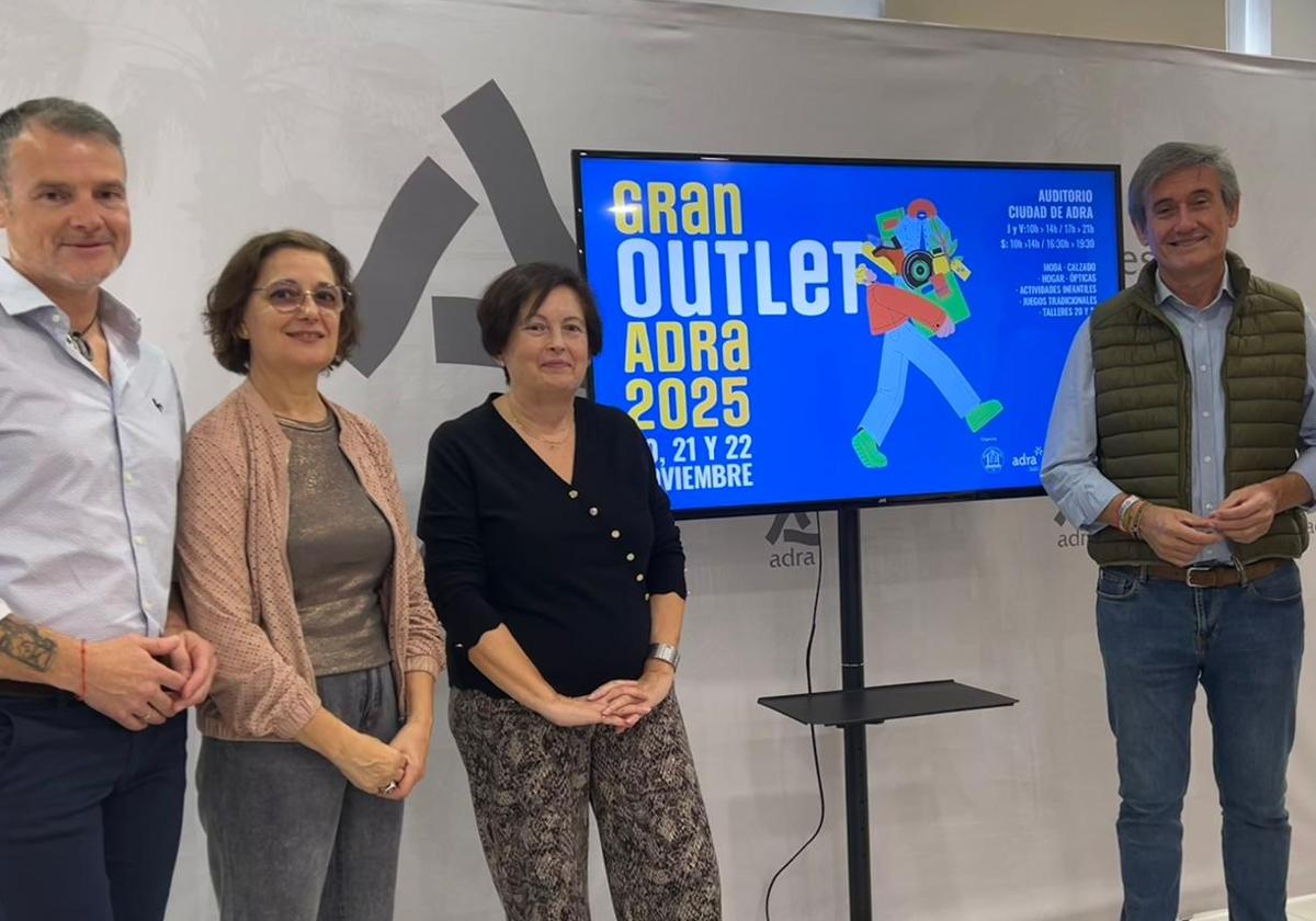 Los grandes descuentos vuelven a Adra en una nueva edición del Gran Outlet