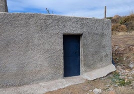Cortijo de Fuente Alta de Dalías.