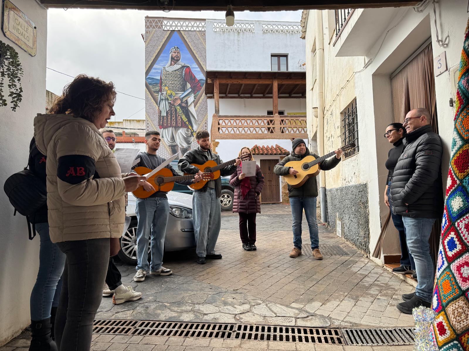 Imagen secundaria 1 - Alcaldesas 'inocentes' por un día en Fuente Victoria