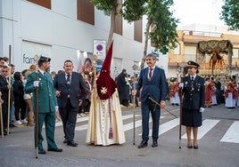 Nuestro Padre Jesús en su Prendimiento procesiona las calles de Adra