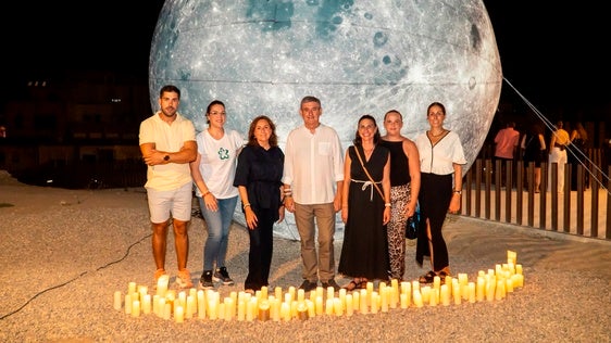 Adra vive una multitudinaria 'Noche en Vela' entre cultura, ocio y patrimonio