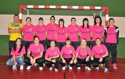 El equipo femenino de fútbol sala de Adra gana al Zaidín90 en Granada