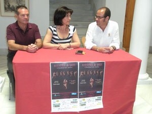 Bailarines de Granada y Almería unen su arte a favor de ASPRODISA con Adra baila