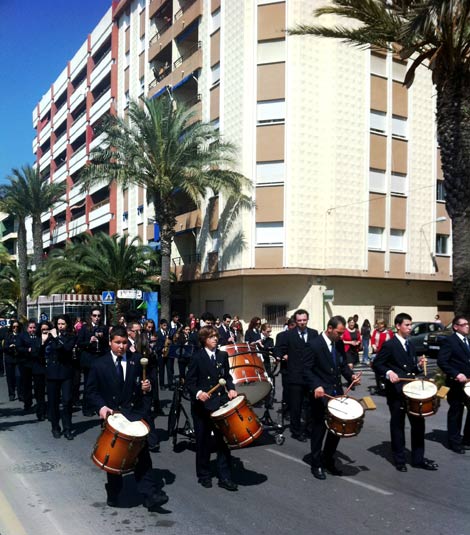 La banda Ortiz de Villajos de Adra dará un concierto benéfico el día 2