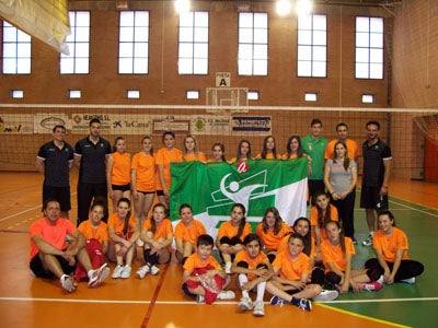 Jóvenes de Berja y otros municipios entrenan’ con Unicaja gracias a Diputación