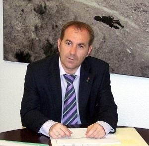 Luis Pérez deja su cargo como concejal del PSOE en Adra