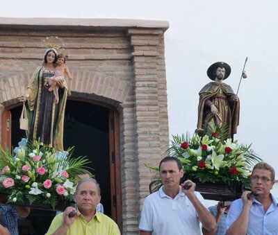 Benínar celebra sus fiestas de san Roque y la Virgen del Carmen los días 15 y 16