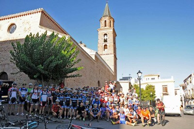 Más de cien participantes a la ruta del Club Ciclista Alpujarra en Fondón