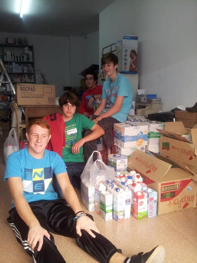Mercadillo solidario en Berja