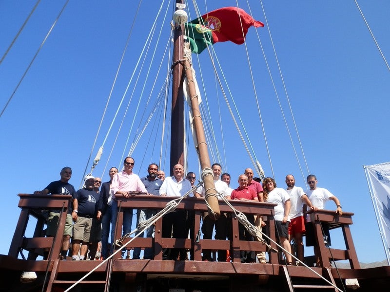 Adra da la bienvenida a la carabela Boa Esperança