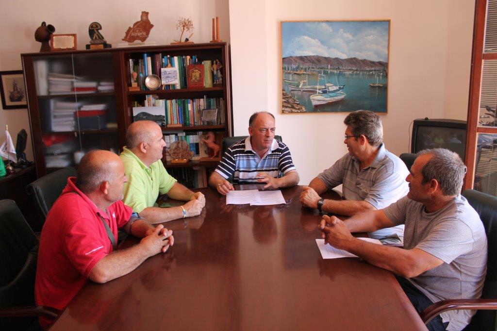 Regantes de Adra reclaman a la Junta agua de Benínar y dicen estar «desamparados»