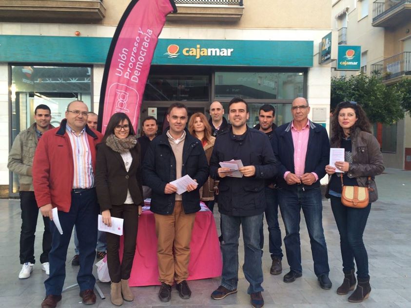 UPyD lanza sus propuestas a pie de calle en Berja