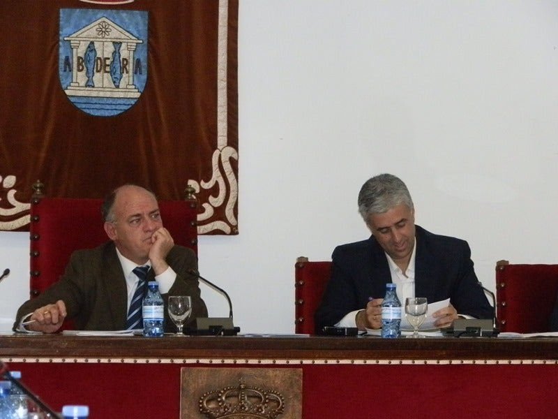 El Ayuntamiento aprueba por segunda vez el PGOU de Adra y ‘pasa la bola’ a la Junta