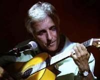 Los 'juerguistas' se darán cita en el festival del verano de Adra, que cambia de recinto