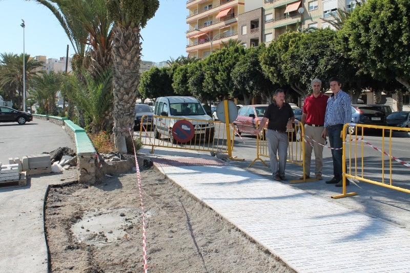 Habilitan un nuevo acceso en coche al recinto ferial para agilizar el tráfico rodado