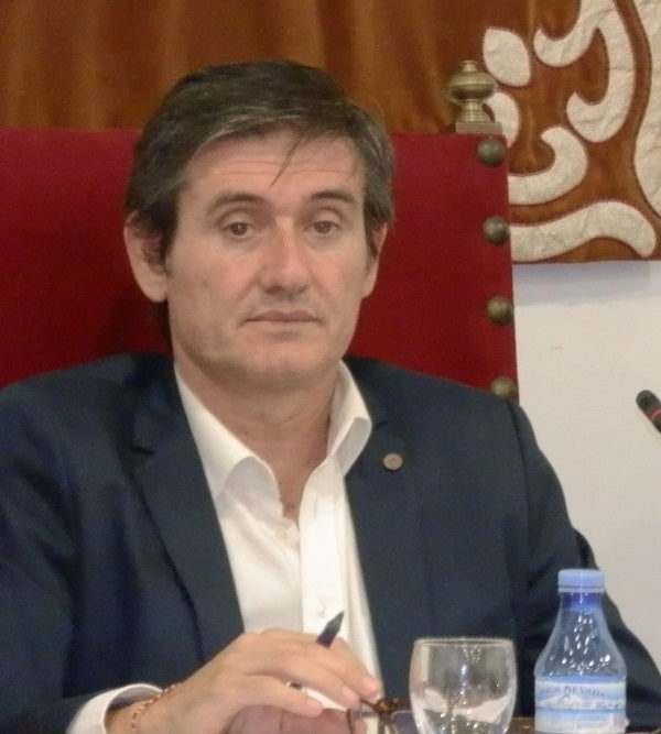 La labor de oposición "satura" el Ayuntamiento