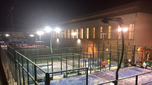 Berja convoca su cita con el pádel