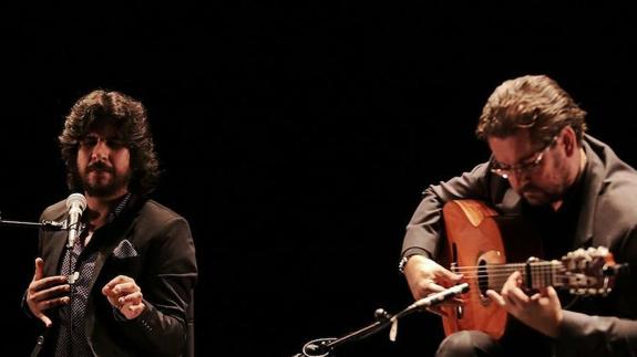 Últimas entradas para escuchar a Rancapino Chico en Adra