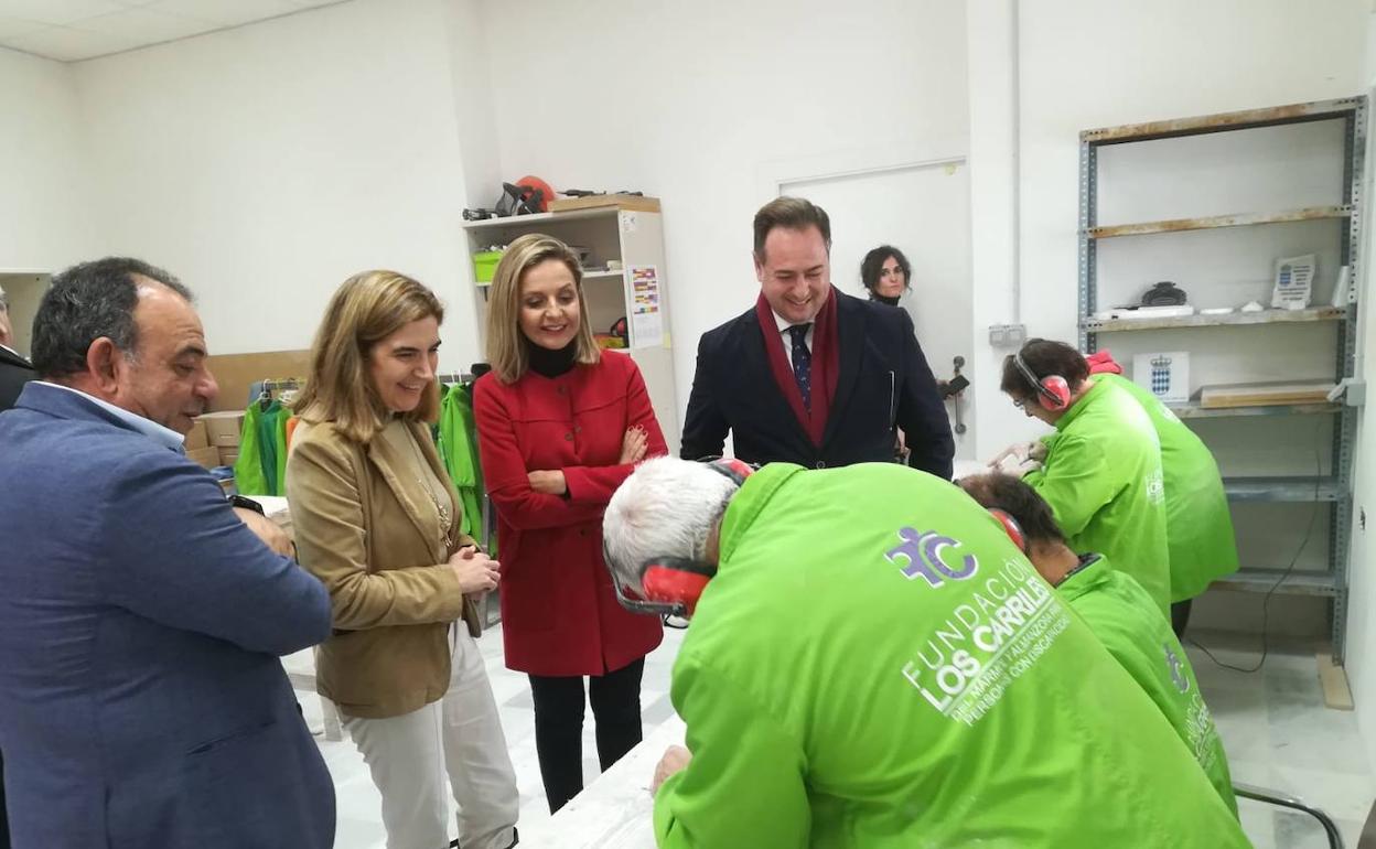 Empleo apuesta por relanzar la Escuela del Mármol tras su calificación como centro de referencia nacional